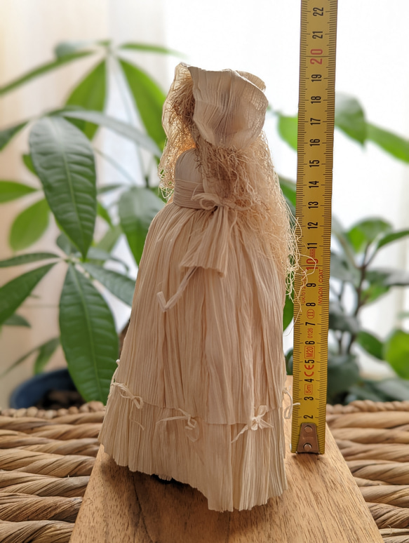 トウモロコシ人形・トウモロコシの皮の人形・コーンドール 2枚目の画像