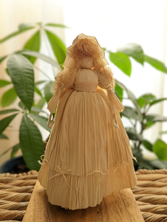 トウモロコシ人形・トウモロコシの皮の人形・コーンドール 1枚目の画像