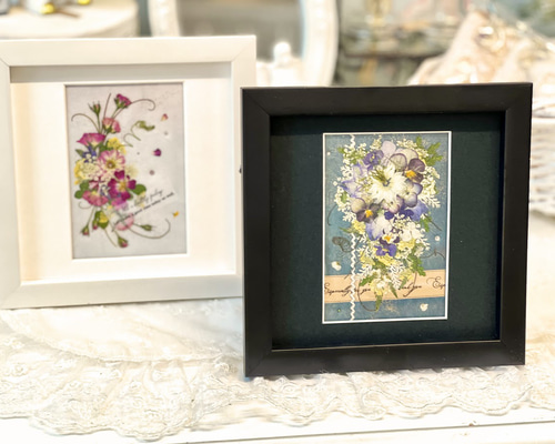 無料クーポン配布 アプリ ミニミニサイズのおしゃれな2タイプ 押し花アート額（黒・白 絵画