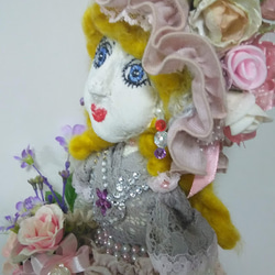 『薔薇淑女』　アンティックドール風　創作人形　フリルなドレス　薔薇のオシャレ帽子 4枚目の画像