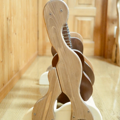 24時間以内に発送】手作り木工 木製ウクレレスタンド（古材） 5本掛け  