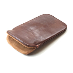 【革を感じる】iPhone14/14Pro チョコ色本革ケースinケース（薄茶色スエード） 1枚目の画像