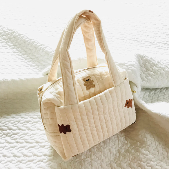 Sサイズ　Baby teddy mini bag  受注制作　3匹のくま　ヌビバッグ　ミニバッグ　おむつポーチ　バッグ　 3枚目の画像
