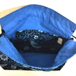 モリスのいちご泥棒の巾着袋（ブルー） 5枚目の画像