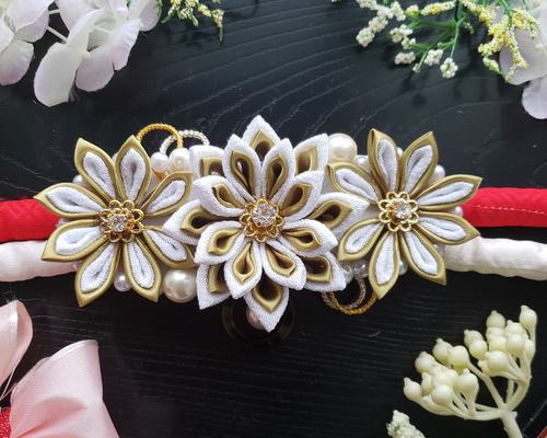 つまみ細工　帯留め　帯飾り　七五三　成人式　花魁　着物　振り袖　金　パール つまみ細工 帯留め 帯飾り 七五三 成人式 花魁 着物 振り袖 金