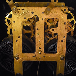 本物志向。戦前に製造された、柱時計の機械です。h -145 4枚目の画像