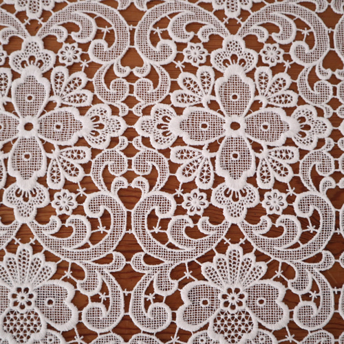 ドイツのヴィンテージ/大判 華やかなプラウエンレース テーブル