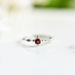 人生の羅針盤アイオライトor実りの象徴ガーネットのリング ピンキーリング　重ね付けにも～9月/1月誕生石 11枚目の画像