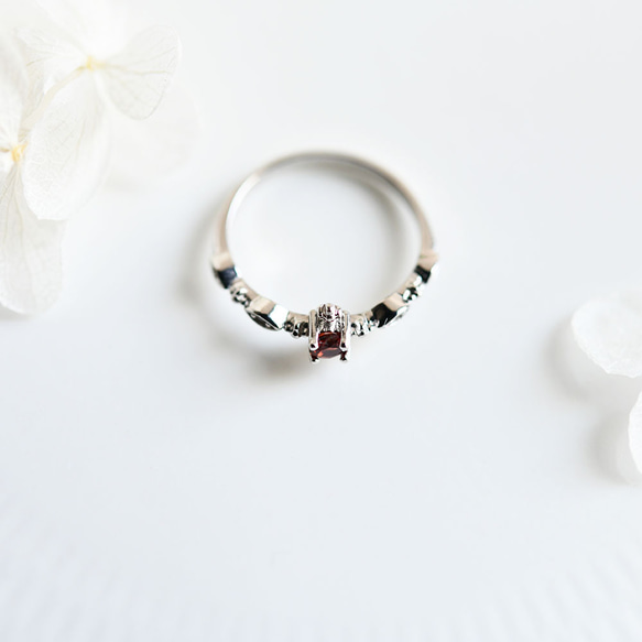 人生の羅針盤アイオライトor実りの象徴ガーネットのリング ピンキーリング　重ね付けにも～9月/1月誕生石 8枚目の画像