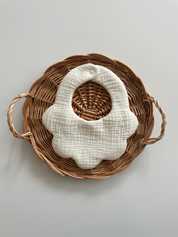 ふんわりダブルガーゼのぽこぽこスタイ/もくもく型 9枚目の画像