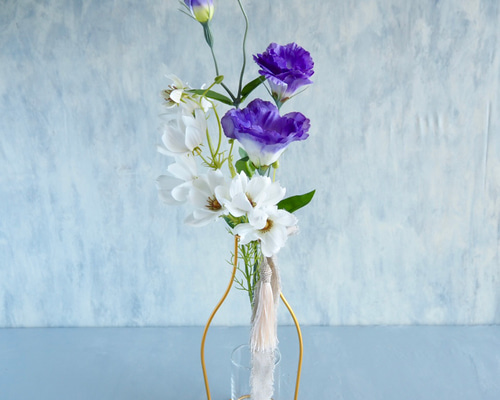 ホワイトコスモスとパープルトルコキキョウ】｜アーティフィシャル