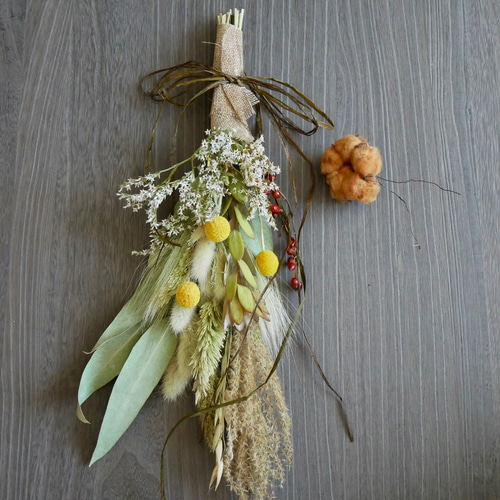 森のスワッグ。月あかり・グラスペディアのドライフラワースワッグ