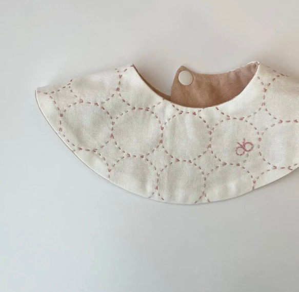 【キット】ご縁がつながる　まるもようの刺し子スタイ　2種 6枚目の画像