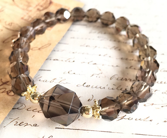 邪気・邪念から防御✴︎グラウンディング力を強化✴︎スモーキー