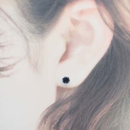 3月・9月誕生石 アイオライト～ No.3280 Pt アイオライト0.60ct ピアス  