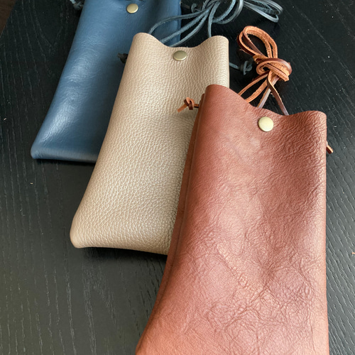 本革✴︎ワイルドレザーサコッシュ✴︎スマホポーチ✴︎スマホ