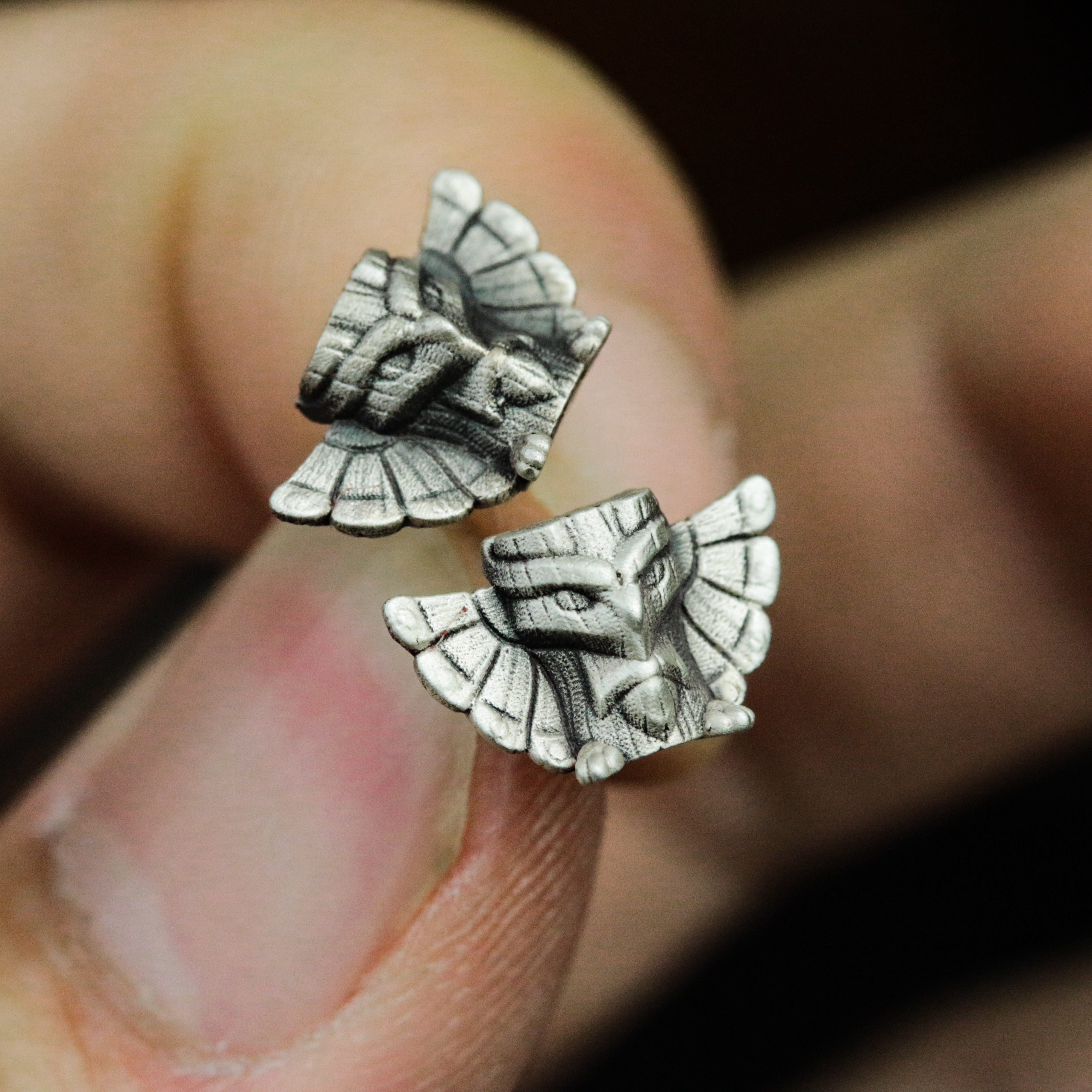 フクロウの銀のイヤリング、フクロウのイヤリング、バード ピアス スターリングシルバー - 手作り