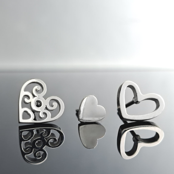 サージカルステンレスピアス ハートのピアス つけっぱなしOK 316L 4枚目の画像