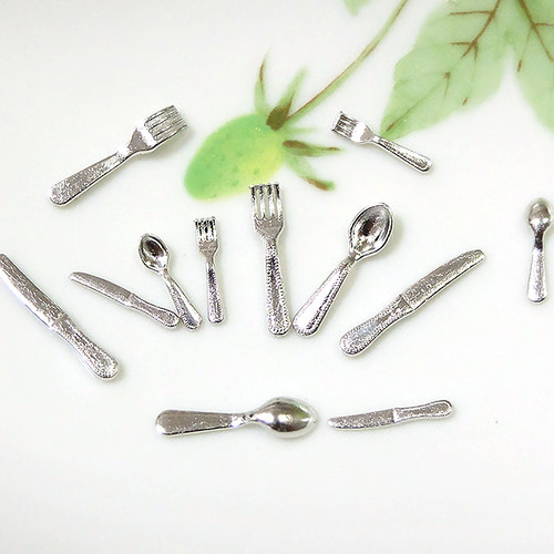 シルバーお魚用、 ナイフ、フォク13個