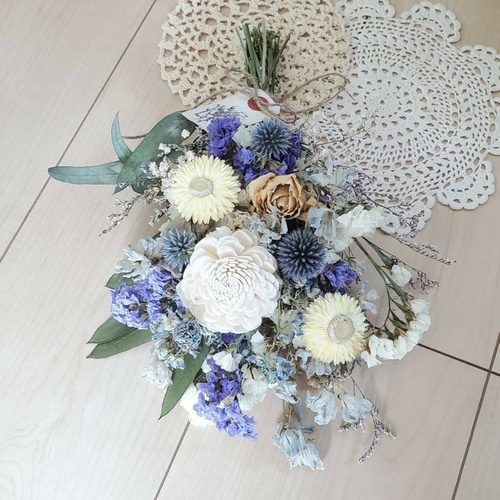 ユーカリと瑠璃玉アザミと貝細工のドライフラワー花束 ブーケ 誕生日