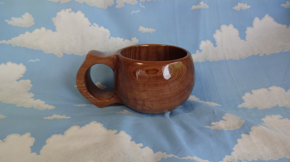 アウトレット・エンジュの木で作った一木彫りコーヒーカップ。 8枚目の画像