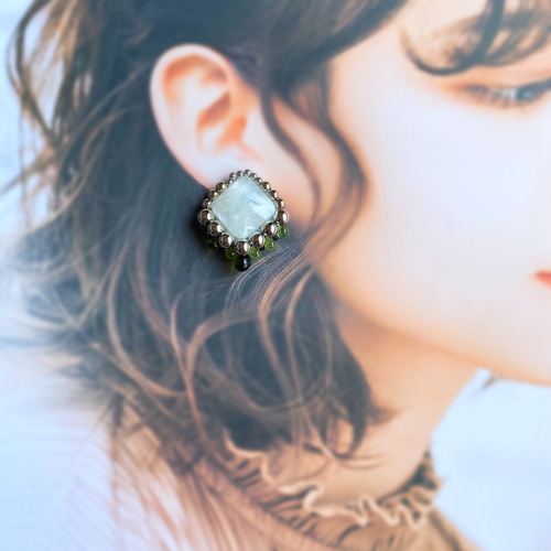 レジン　カボション　スクエア　ハンドメイド　ピアス　イヤリング変更可 レジン カボション スクエア ハンドメイド ピアス イヤリング