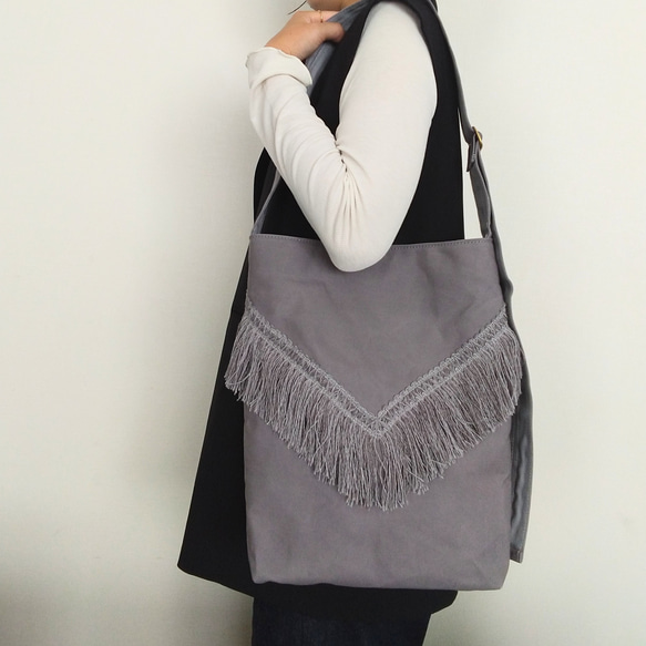 フリンジワンショルダー2wayトートbag【gray】 4枚目の画像