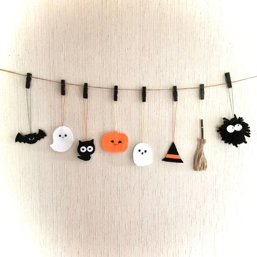 [専用　こり様]チャーム ハンドメイド 刺繍 フェルト 毛糸 ストラップ 専用 こり様]チャーム ハンドメイド 刺繍 フェルト 毛糸 ストラップ