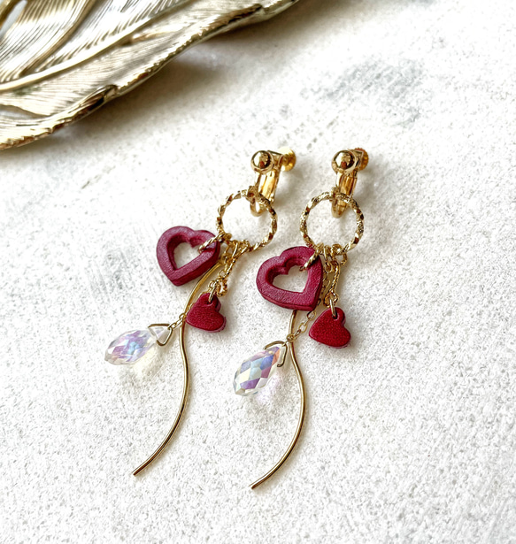 レザーのオープンハートピアス・イヤリング/ピンク イヤリング
