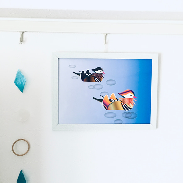 「仲良しおしどり～美しい水鳥」インテリア絵画ポスター　(イラストプリント＋額装付き) 8枚目の画像