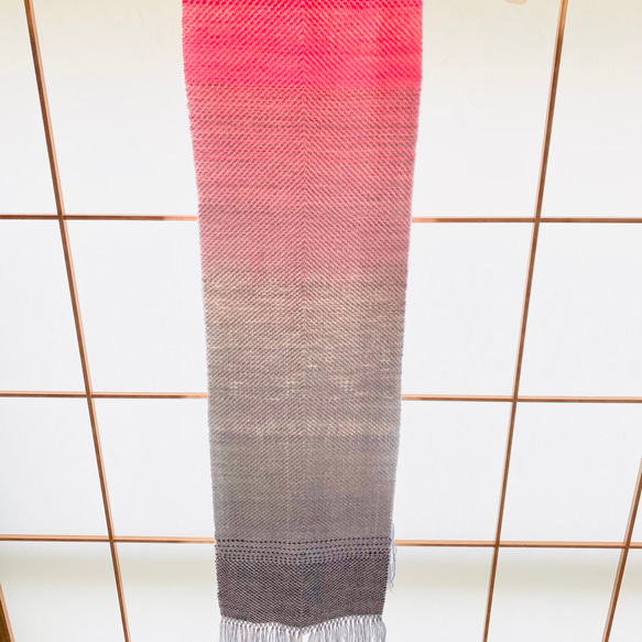 ストール　ピンク　グレー　グラデーション　ウール　男性　女性　手織り　チクチクしない 8枚目の画像