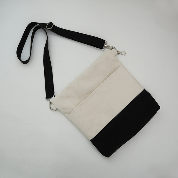 My Everyday Bag (Tote &amp; Shoulder Bag with Partition)☆ Canvas 第12張的照片