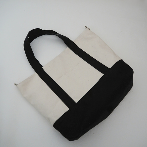 My Everyday Bag (Tote &amp; Shoulder Bag with Partition)☆ Canvas 第9張的照片