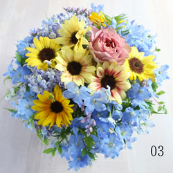 【生花】季節のフラワーアレンジメント ￥3,800【贈られる方のイメージで制作】 3枚目の画像