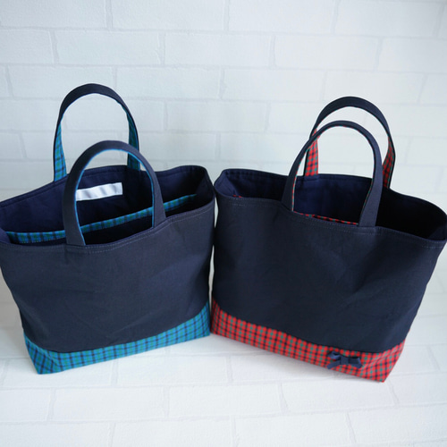 2足用・靴袋】仕切り・撥水防汚生地と赤チェックのシューズ