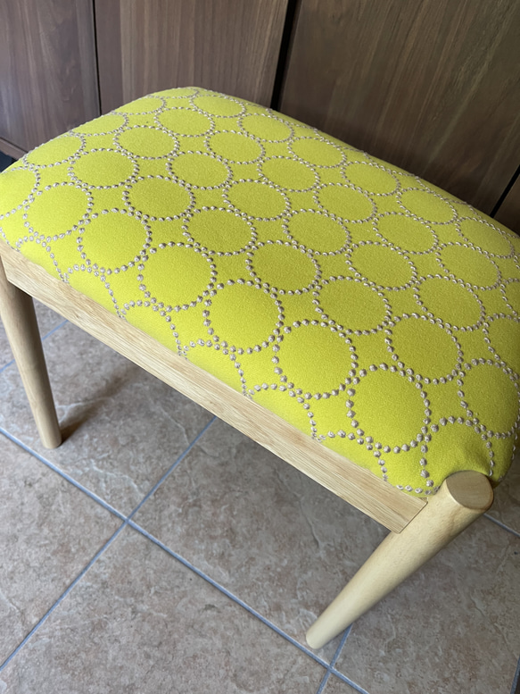 新作ミナペルホネン スツール タンバリン 北欧 minaperhonen　グレー　 3枚目の画像