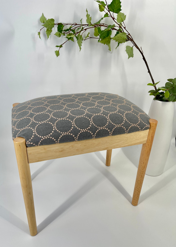 新作ミナペルホネン スツール タンバリン 北欧 minaperhonen　グレー　 2枚目の画像