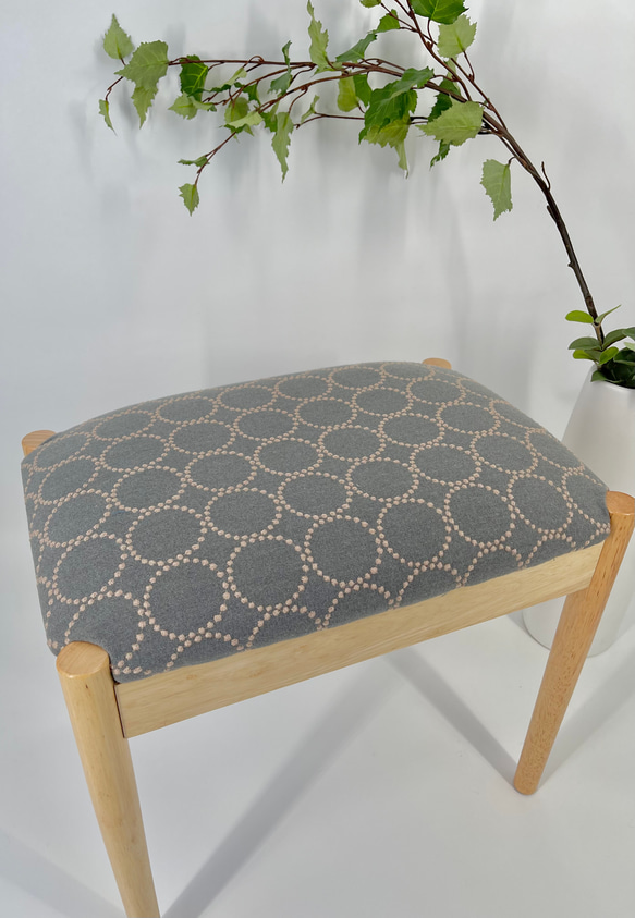 新作ミナペルホネン スツール タンバリン 北欧 minaperhonen　グレー　 11枚目の画像