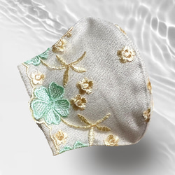 跛腳麵料x蕾絲刺繡系列三葉草刺繡蕾絲口罩/口罩罩（可選） 第2張的照片