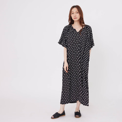 Kelly V Neck Puff Sleeve Dress Black Printed 9枚目の画像