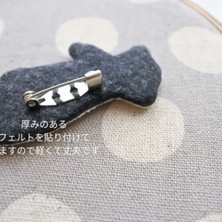 しろくまくん　刺繍　ブローチ　ももいろマフラー 11枚目の画像