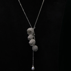 すずらんの花ネックレス丨銅かぎ針編み淡水パール丨セレモニー 2枚目の画像