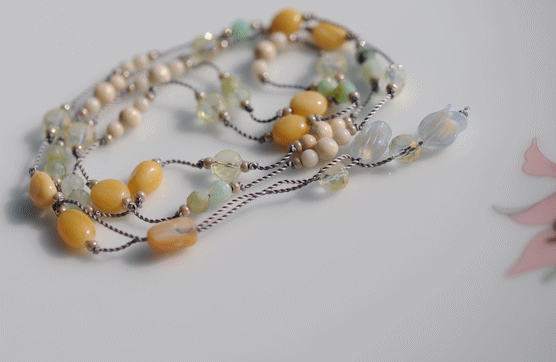 金具不使用　long　silk necklace 　ドイツチューリップ　ゆらゆらラリエット