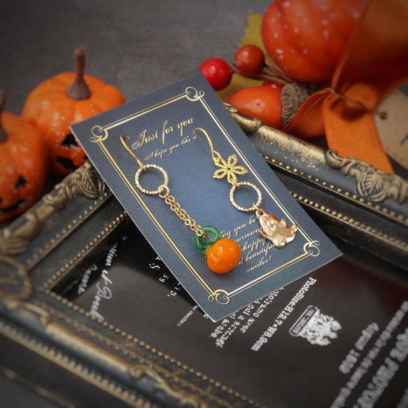 １4Kgf天然石  真夜中に笑いだすカボチャのピアス(^^) ガラスのかぼちゃ ピアス&イヤリング ピアス（フック・チェーン