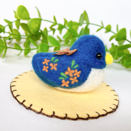 SALE ほっこり小鳥の四季の花 金木犀 フェルトマット付(クリーム