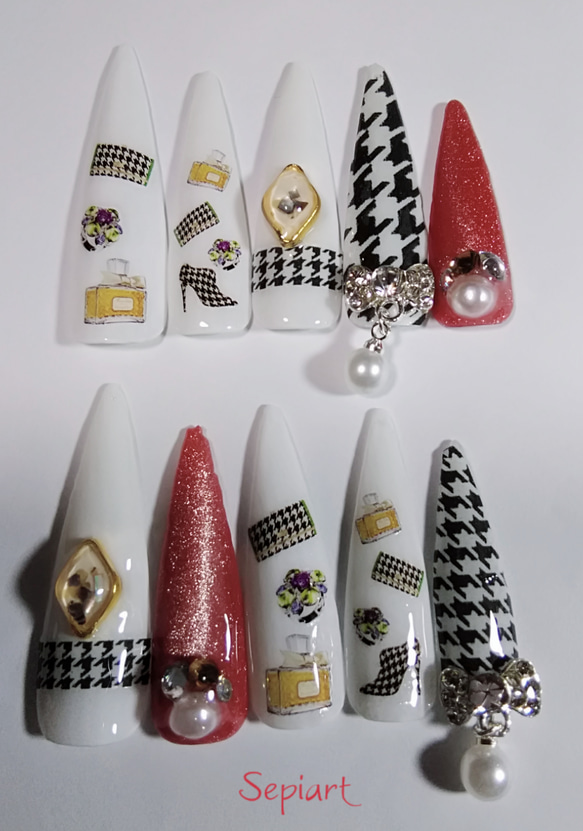 ジェルネイルチップ~付け爪~鬼ロングポイント☆千鳥柄×ゆらゆらパーツ
