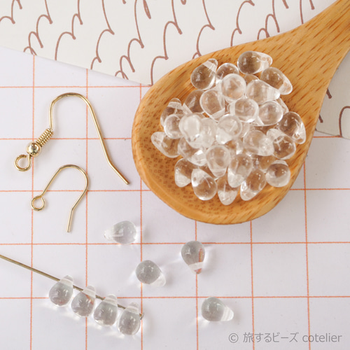 4x6ミリ 70個】クリア ドロップ しずく チェコビーズ C700 ビーズ 旅