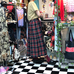 タータンチェック　コットン　フレアプリーツロングスカート:ネイビー×レッド 4枚目の画像