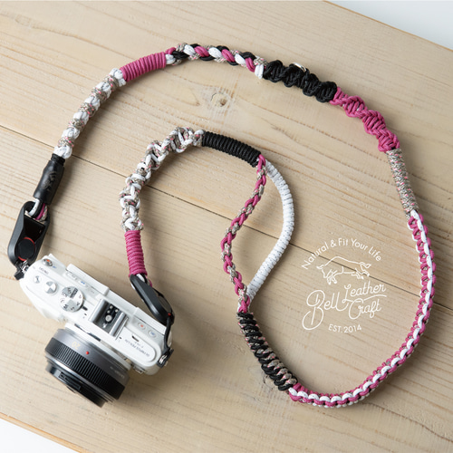 ゆきんこ・*:.ღパラコードスマホストラップ ゆきんこ様専用・*:.ღパラコードスマホストラップ パラコードを