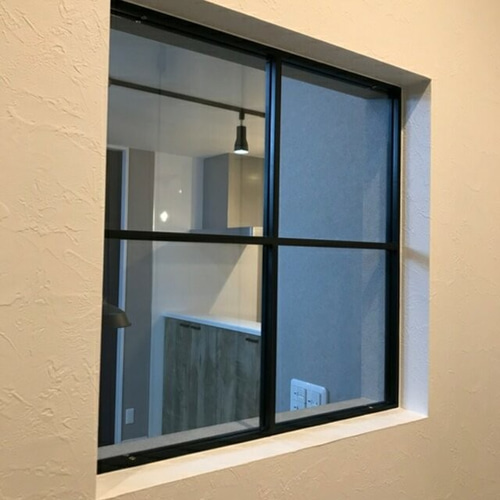 ぷぅ オーダー FIX窓 アイアン 強化ガラス W(幅)750㎜×H(高さ)450